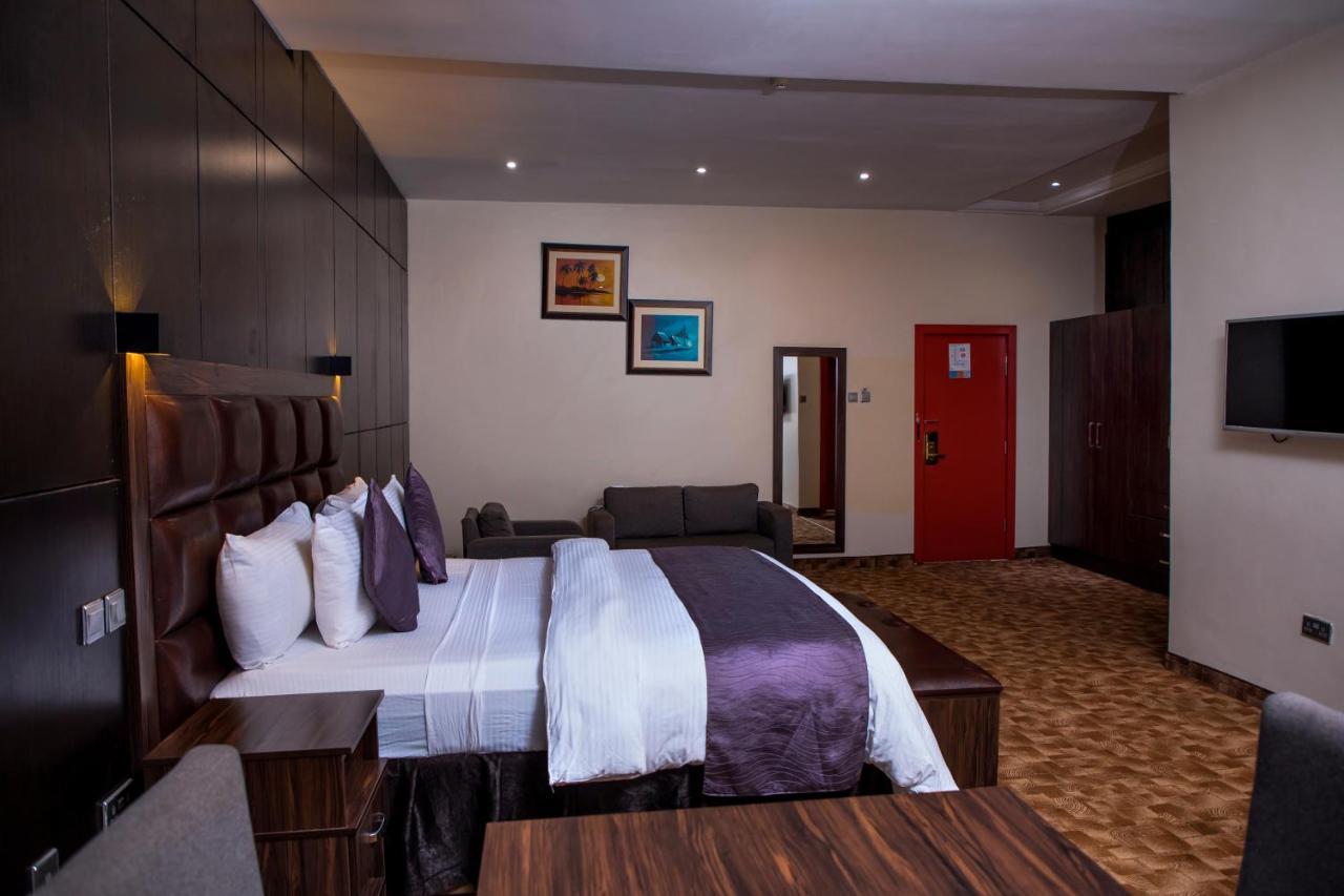 Best Western Plus Енугу Екстер'єр фото