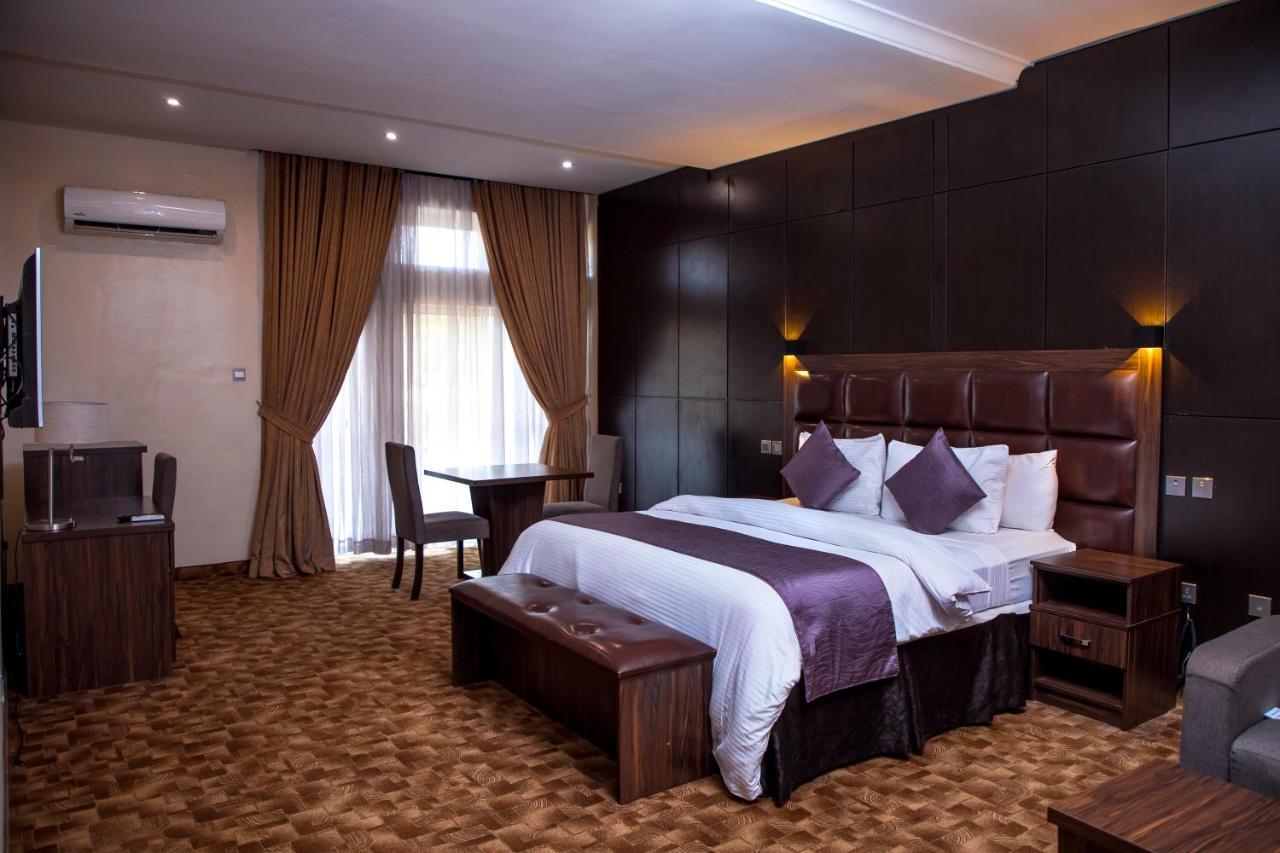 Best Western Plus Енугу Екстер'єр фото
