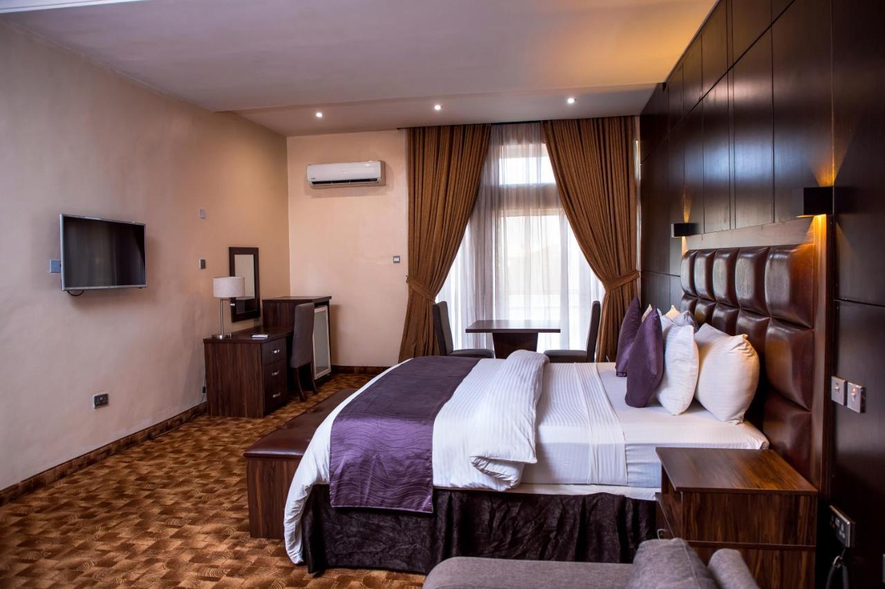Best Western Plus Енугу Екстер'єр фото