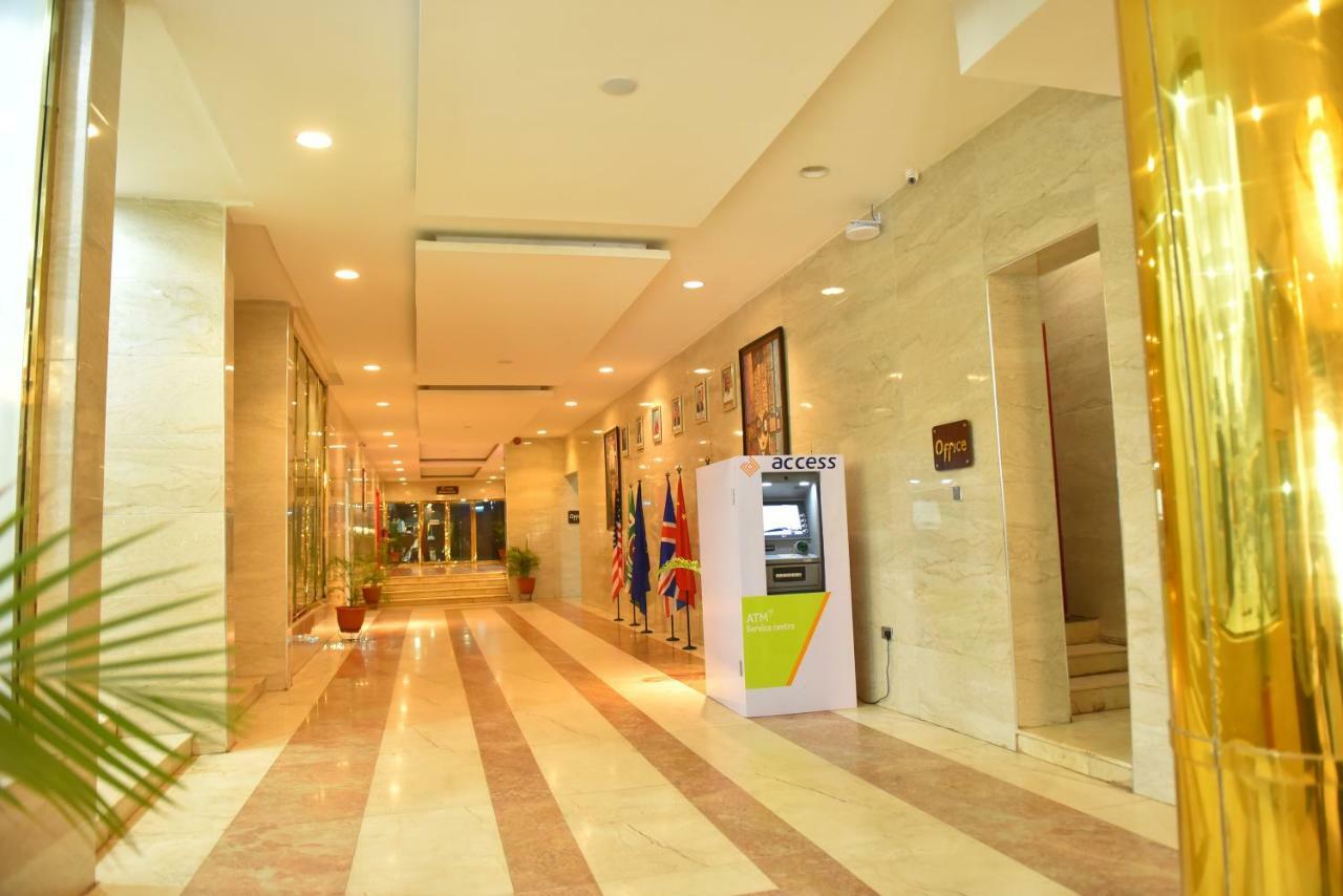 Best Western Plus Енугу Екстер'єр фото