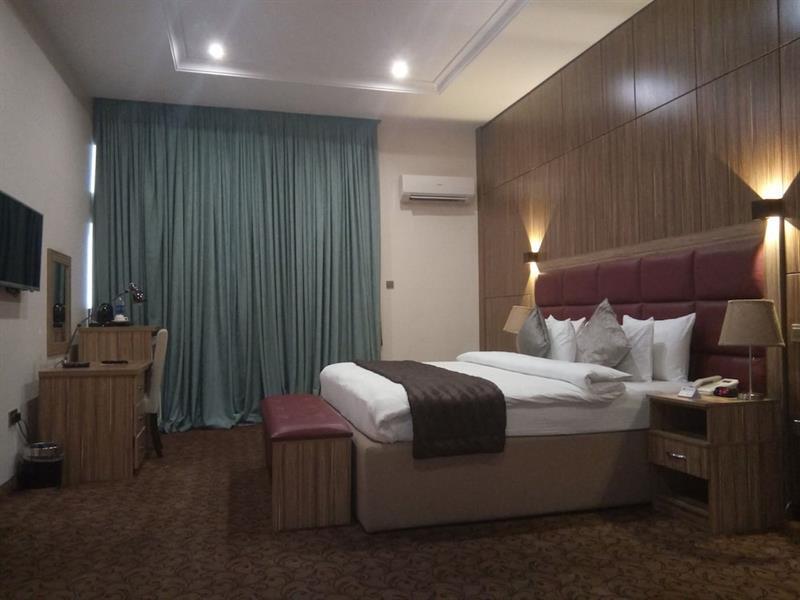 Best Western Plus Енугу Екстер'єр фото