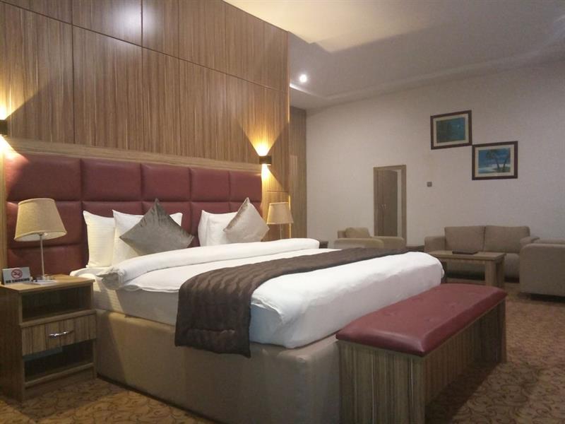 Best Western Plus Енугу Екстер'єр фото